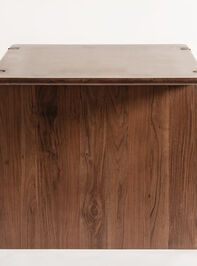 Moss Wood Dining Table Detail 4 - TULLABEE