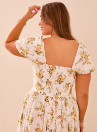 Wilow Floral Maxi Dress Detail 5 - TULLABEE