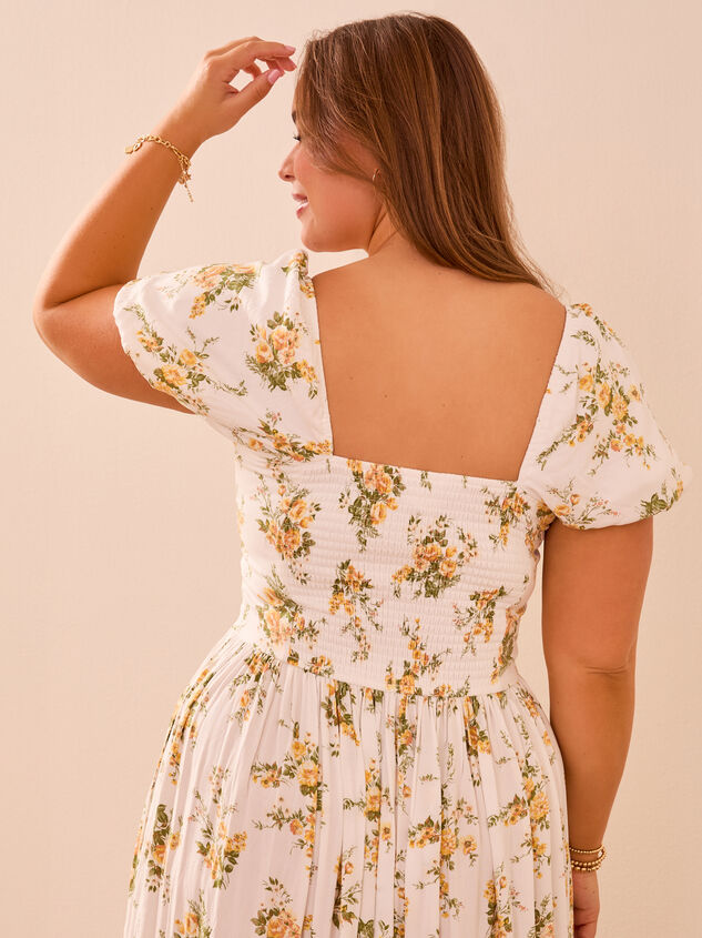 Wilow Floral Maxi Dress Detail 5 - TULLABEE