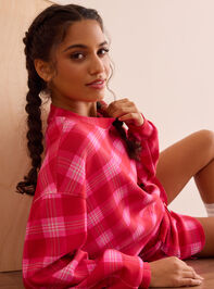 Supersoft Crew Plaid Pullover Detail 3 - TULLABEE