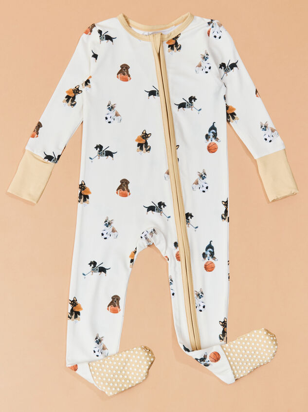 Sporty Pup Sleeper Detail 2 - TULLABEE