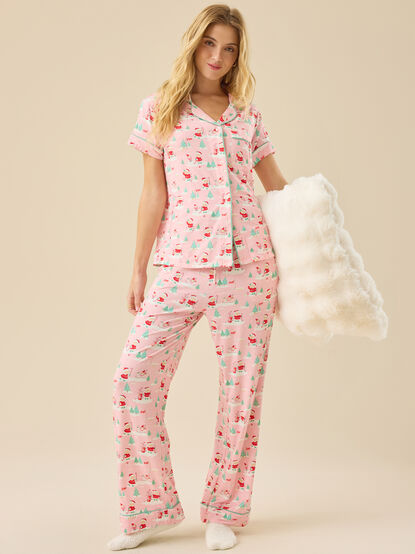 Santa's Little Caddy Mama Lounge Set - TULLABEE