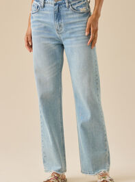Mickie Straight Leg Jeans Detail 3 - TULLABEE