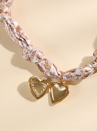 Floral Print Scarf Necklace Detail 3 - TULLABEE