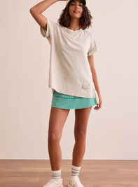 Find Your Stride Oversized Tee Detail 3 - TULLABEE