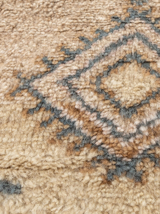 Primrose Handknotted Rug Detail 5 - TULLABEE