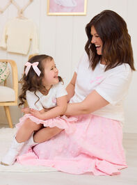 Mamas Lifelong Besties Bow Tee Detail 7 - TULLABEE