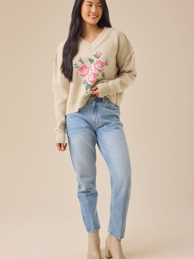 Trisha V-Neck Floral Sweater Detail 3 - TULLABEE