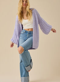 Laurna Handmade Chunky Cardigan Detail 2 - TULLABEE