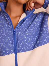 Wildflower Sherpa Zip Up Detail 2 - TULLABEE