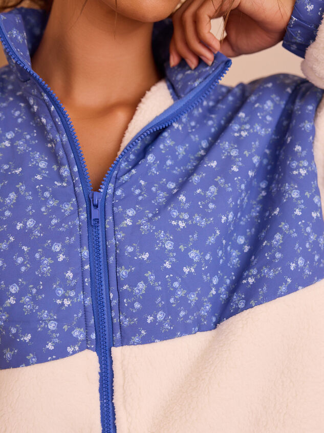 Wildflower Sherpa Zip Up Detail 2 - TULLABEE