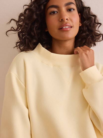 The Power Pullover - TULLABEE
