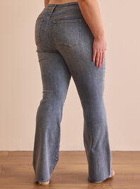 Cory Bootcut Jeans Detail 5 - TULLABEE