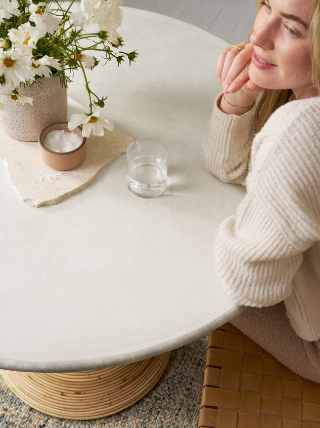 Mila Cement Dining Table Detail 5 - TULLABEE