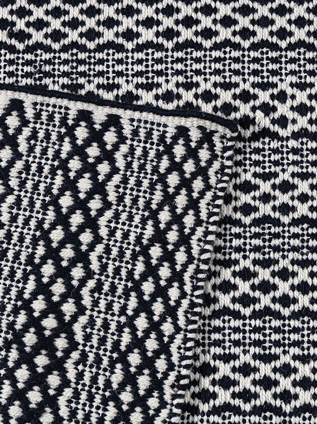 Lis Handwoven Rug Detail 6 - TULLABEE