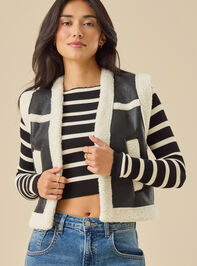Lena Cropped Vest Detail 2 - TULLABEE