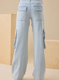 Carson Cargo Pant Detail 5 - TULLABEE