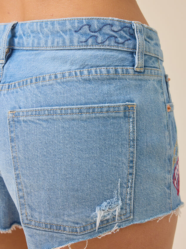 Isla Sea Embroidered Denim Short Detail 7 - TULLABEE