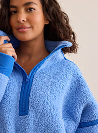 Sprint Sherpa Quarter Zip Detail 2 - TULLABEE