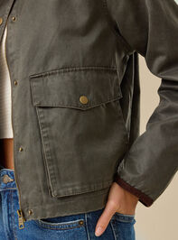 Sami Cropped Barn Jacket Detail 3 - TULLABEE