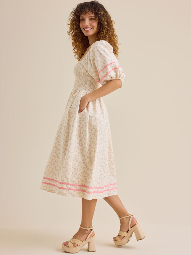 Ella Velvet Trim Floral Mama Dress Detail 3 - TULLABEE