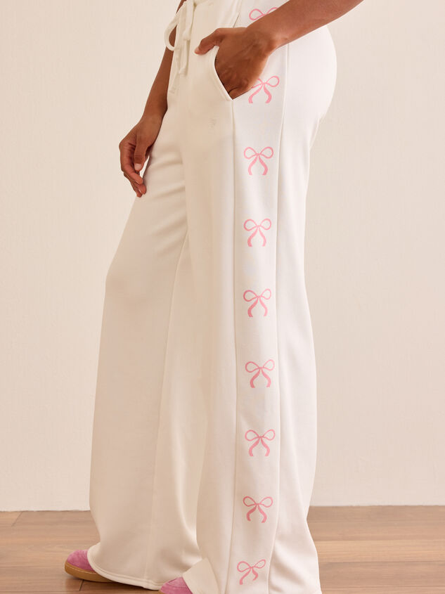 Sweet Bow Straight Leg Pant Detail 3 - TULLABEE