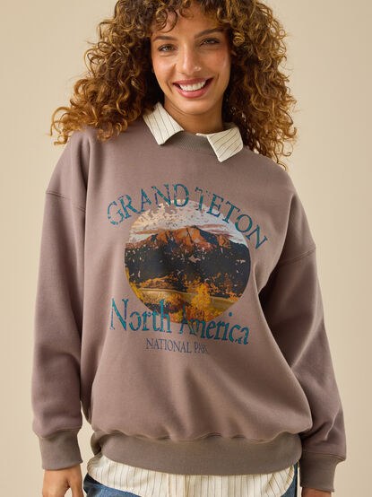 Grand Teton USA Sweatshirt - TULLABEE