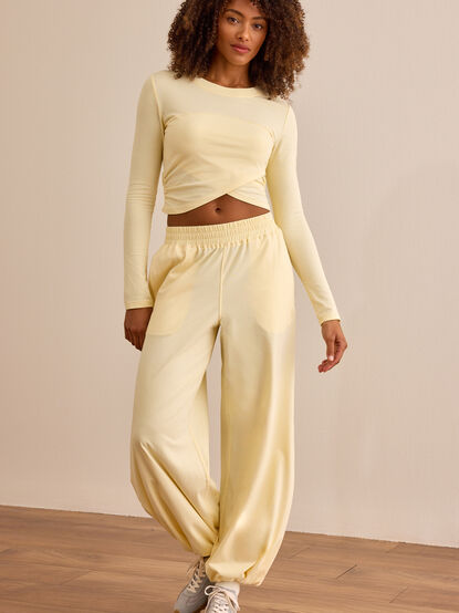 Studio Cross Jogger - TULLABEE