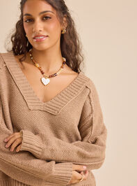 Joan V-Neck Boxy Sweater Detail 2 - TULLABEE