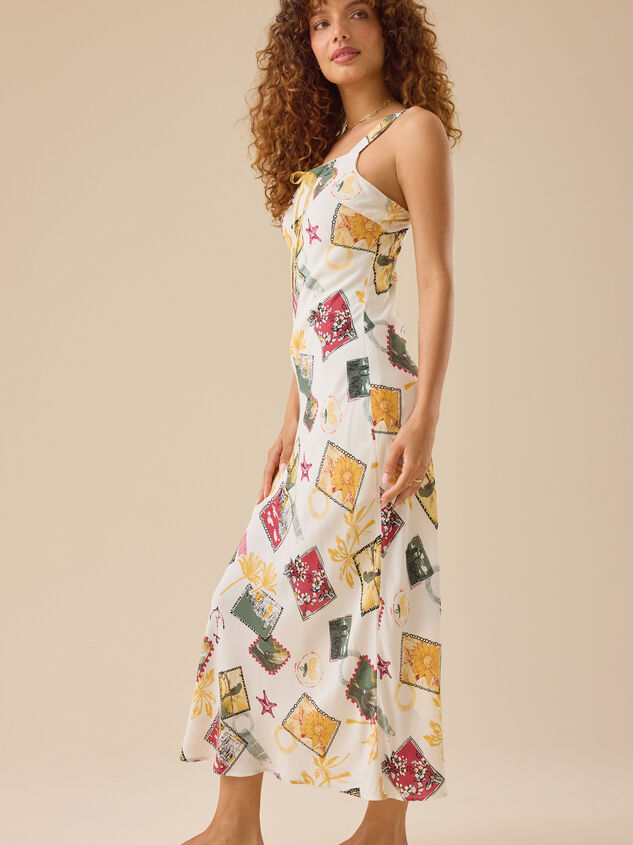 Nyla Maxi Dress Detail 3 - TULLABEE