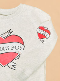Mama&rsquo;s Boy Crewneck Detail 2 - TULLABEE