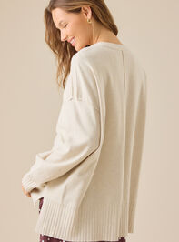 Katie Oversized Sweater Detail 5 - TULLABEE