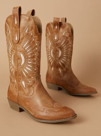 Bandera Wide Width & Calf Cut Out Western Boots Detail 2 - TULLABEE
