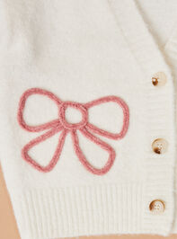 Bailey Bow Stitch Cardigan Detail 3 - TULLABEE