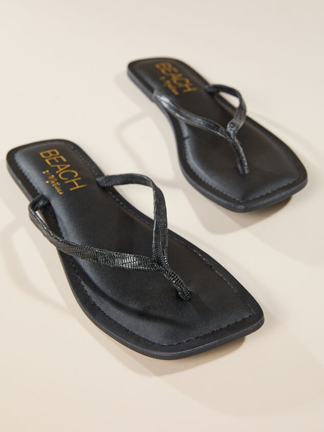 Bungalow Square Toe Flip Flop Detail 2 - TULLABEE