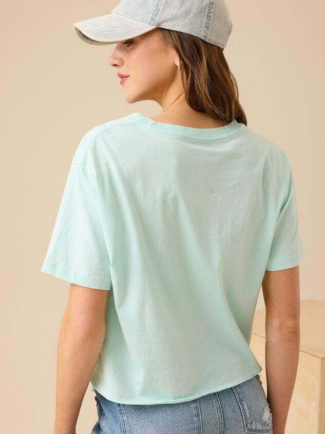 Hibiscus Jeep Cropped Graphic Tee Detail 4 - TULLABEE