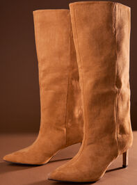 Estelle Suede Kitten Boots Detail 2 - TULLABEE
