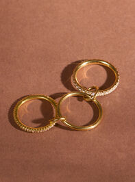 Endless Glow 3 Band Ring Detail 3 - TULLABEE