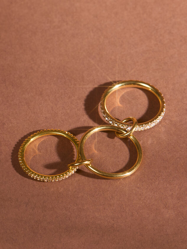 Endless Glow 3 Band Ring Detail 3 - TULLABEE