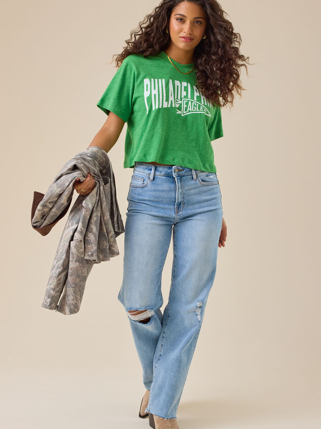 Philadelphia Eagles Banner Tee Detail 3 - TULLABEE