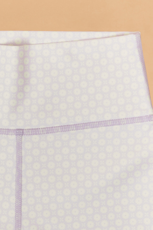 Abby Kate Floral Shorts - Altar'd State - 