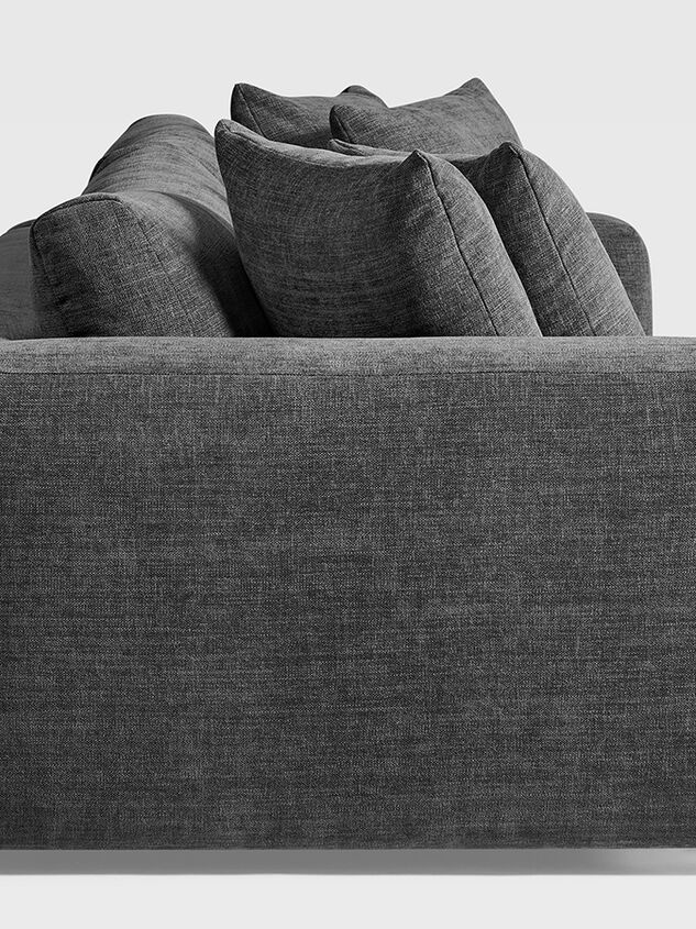Harlow Sofa Detail 5 - TULLABEE