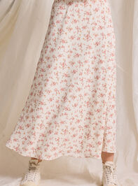 Lucky Floral Midi Skirt Detail 3 - TULLABEE