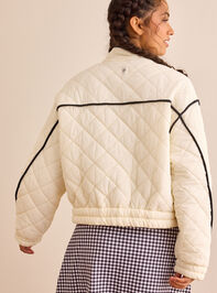 Cloud Bound Quilted Jacket Detail 3 - TULLABEE