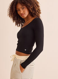 Power Move Fitted Top Detail 2 - TULLABEE