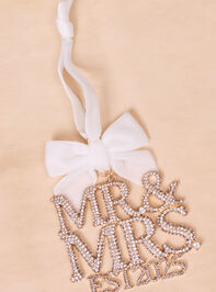 Mr. And Mrs. Ornament - TULLABEE