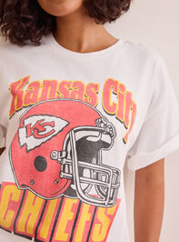 Chiefs Helmet Oversized Tee Detail 3 - TULLABEE