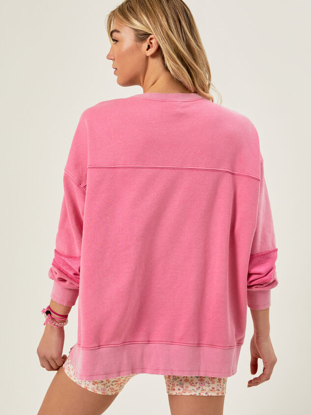 Take A Stand Oversized Pullover Detail 5 - TULLABEE