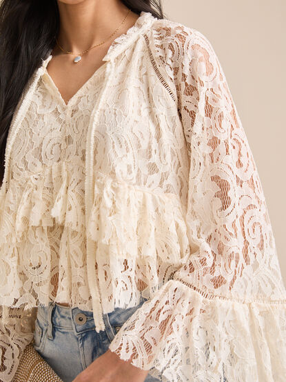 Ellison Bellsleeve Lace Top - TULLABEE