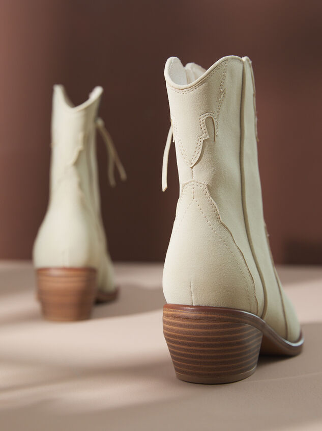 Kiarra Western Bootie Detail 4 - TULLABEE